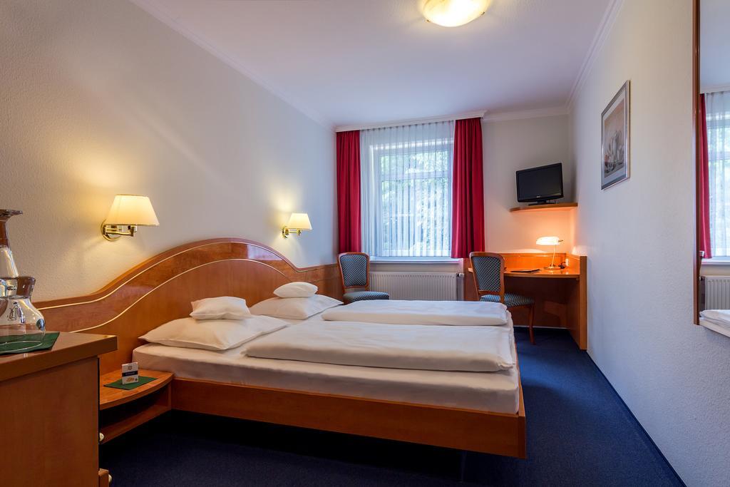 Akzent Hotel Privat - Das Nichtraucherhotel دريسدن المظهر الخارجي الصورة
